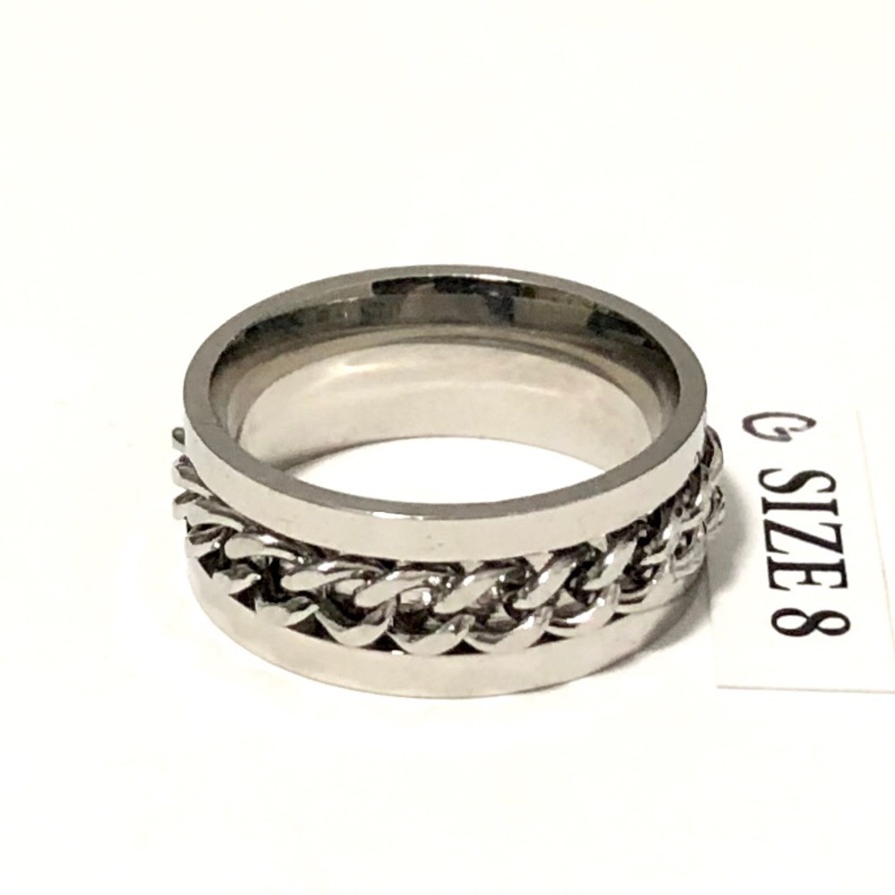 Spinner Ring, with silver tone chain wrap, Size 8